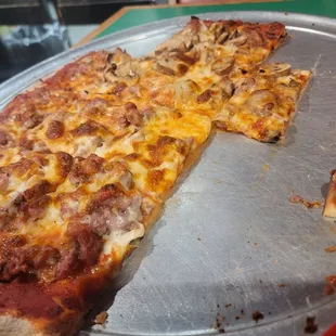 food, pizza