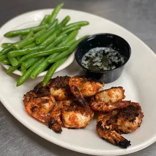 grilled cajun shrimp with drawn butter &amp; a side of green beans