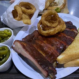 1/2 slab dinner ! Oh Lordy never gets old . The best !