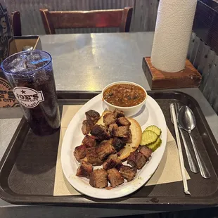 Burnt end lunch plate