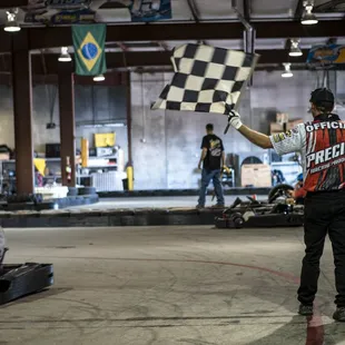 Waving checkered flag