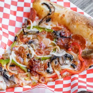 Manhattan - Pepperoni, Sausage, Meatball, Onion, Peppers, Mushroom, Bacon &amp; Mozzarella