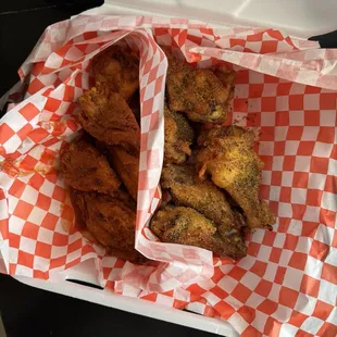 Hot and lemon pepper chicken wings