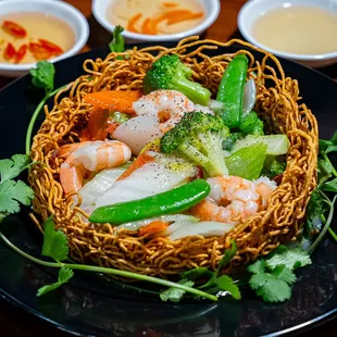 noodles, noodle soup, ramen, ramen and noodles, food, noodle dish