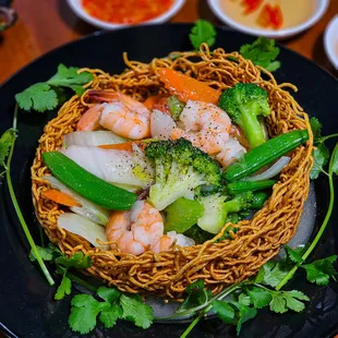 ramen and noodles, noodle dish, noodles, ramen, noodle soup, food