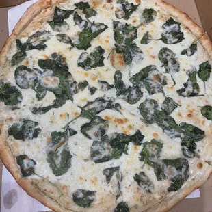 White pizza w spinach