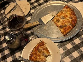 Luigis Italian Restaurant