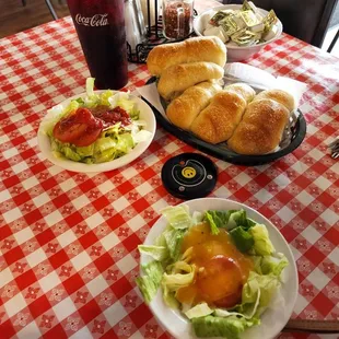 Tossed Salad (house dressing, Italian dressing)