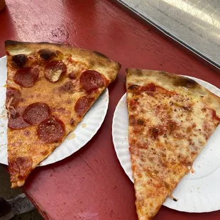 Pepperoni pizza and cheese pizza