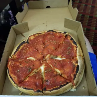 Sausage, pepperoni and garlic STUFFED CRUST!