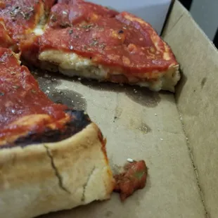 The entire CRUST is stuffed!