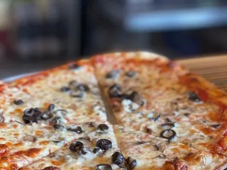 Bacci's Pizza & Pasta