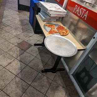 interior, pizza