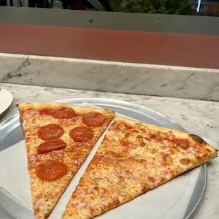 pepperoni and cheese, please~!