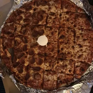 food, pizza