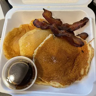 Giant pancakes and bacon