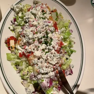 Chopped Lettuce, Tomato, Onion & Blue Cheese