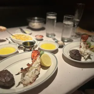 Filet with Lobster (shared) = 5/5 amazing food! Mac &amp; Cheese awesome too