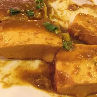 Stewed Bean Curd with Crab Meat