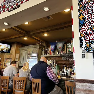 Bar dining