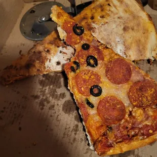 food, pizza