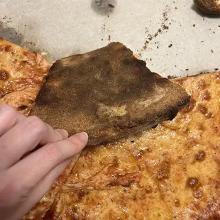 Neapolitan burnt with hardly any sauce. Worst pizza.