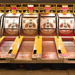 Joey the Cat Skeeball Rentals