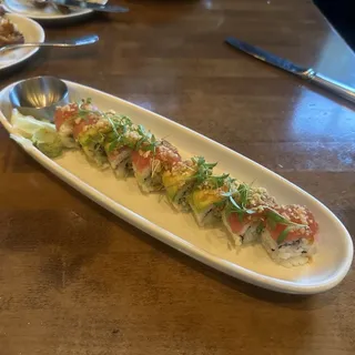 Tuna and Avocado Crunch Roll