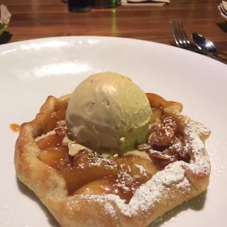 Individually Baked Apple Pie - Vanilla