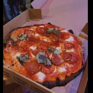 food, pizza