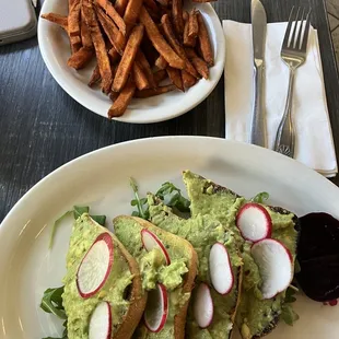 Avocado Toast, Sweet Potato Fries