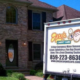 JOEY'S offers expert residential carpet cleaning, upholstery cleaning, tile cleaning and on-location drapery cleaning.