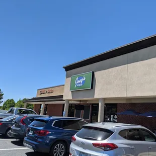 Front of Joey's Fine Food &amp; Pizza