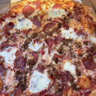 Diavola spicy meat pizza