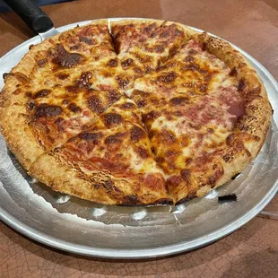 Cheese pizza