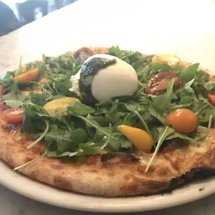 Burrata pizza