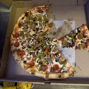 Supreme with meatballs