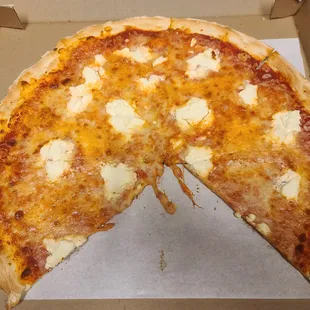 I ordered my usual white Pie, never had red sauce? Not happy!