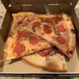 Joey's Pizza