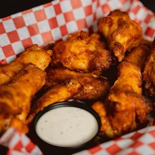 Full order of buffalo chicken wings with our house made ranch.