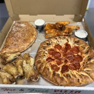 Special requests involving calzone,wings and stuff crust pepperoni pizza!