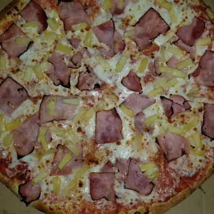Canadian bacon and pineapple XL pizza
