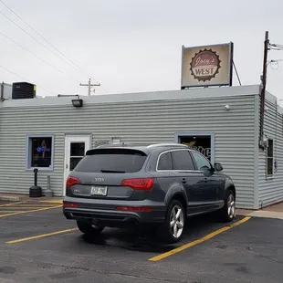 Skip this place if your not a REGULAR