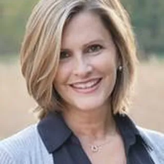 Kelly K.