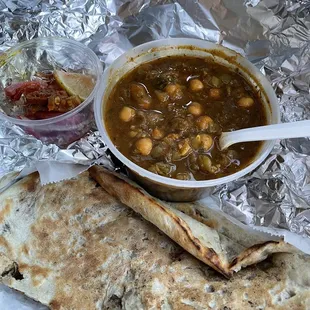 Amritsaria Kulche