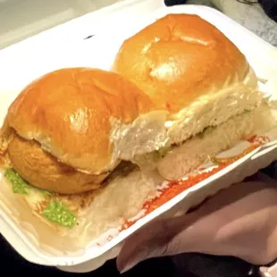Vada pav