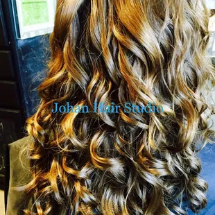 Johan Hair Studio. Luscious hydrated naturally curly hair!