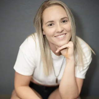 Kristin F.