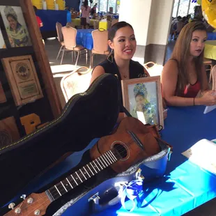 Here for my Niece's grad party. 2015 Punahou Grad.....congratulations Kea.... You Rock!!!