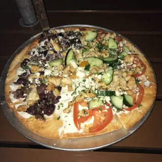 Mediterranean Chicken Flatbread